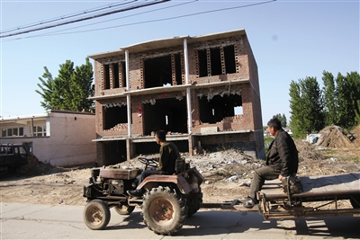 雄安“满月” 河北密集研究新区建设