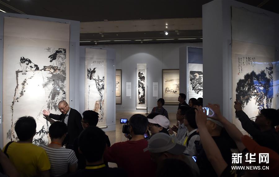 (文化)(4)“民族翰骨”潘天寿诞辰120周年纪念大展在京开幕