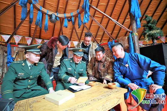 “中国青年五四奖章”获得者达林台：草原的守护神 牧民的好安达