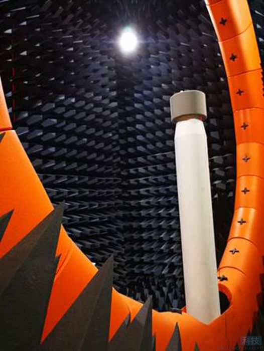 华为手机开放日:“世界末日实验室”首次曝光