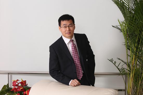 顺鑫农业董秘安元芝赋诗聊职业感悟