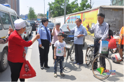 警察英雄刘成晓：神勇女警为国为民　十六年初心不改