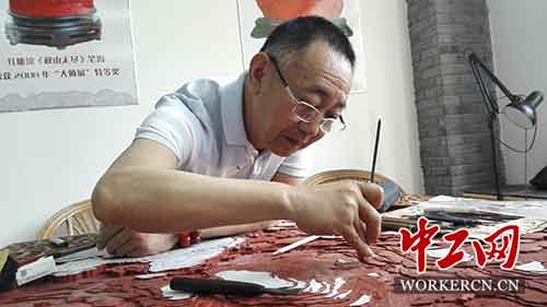 张来喜：用耐心打磨出的雕漆大师