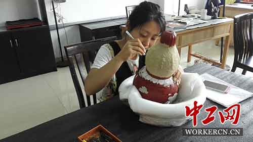 张来喜：用耐心打磨出的雕漆大师