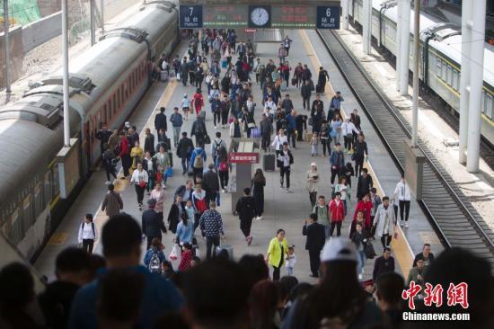 端午假期全国铁路预计发送旅客4460万人次