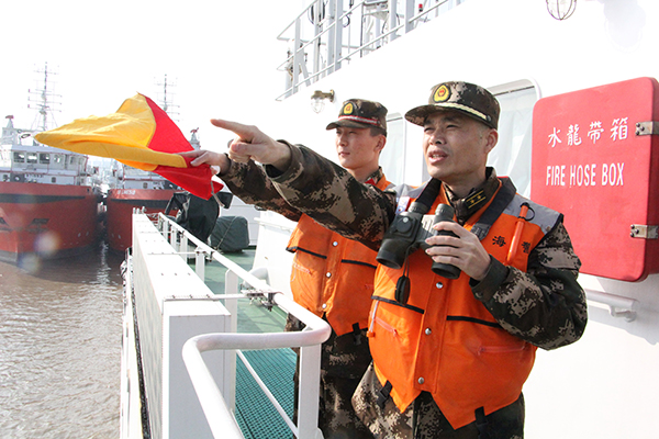&ldquo;铁人舰长&rdquo;吴国伟：守护蓝色国土 积极献身海防