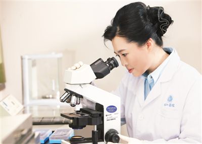 王琳：根在祖国，事业在祖国（知识分子风采）