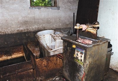 黑作坊制售进口猪头熟食被取缔