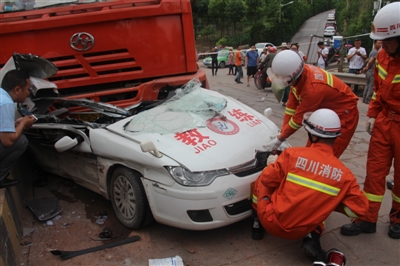 最美护士何鑫：伤者吸着氧气 她吸着毒气&hellip;&hellip;