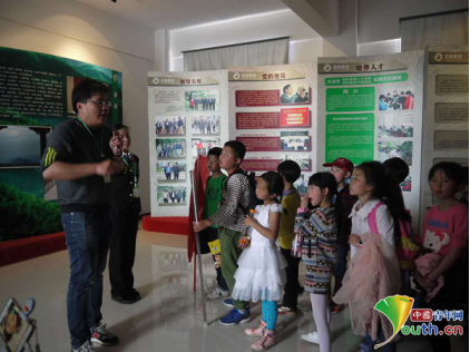 “职业化农民书记”潘树林：用科技力量带动生态农业发展