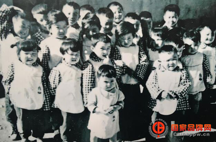 查干朝鲁，白云拂荡的牧歌