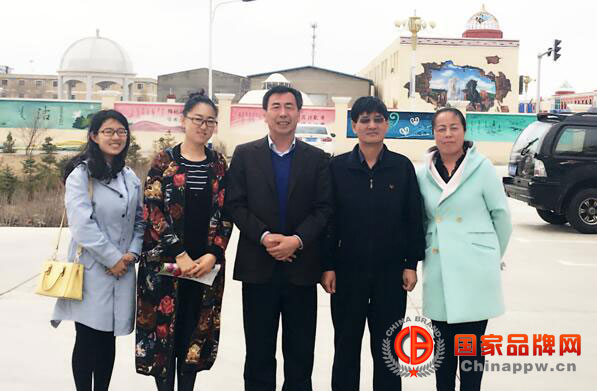 查干朝鲁，白云拂荡的牧歌