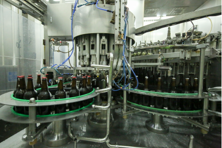 探访百威啤酒佛山工厂 揭秘百威安全守门人