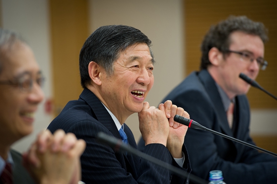 吴建民：地球村里的大国公民