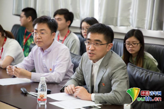 许泽玮：不忘初心 用党建“核动力”打造互联网金融企业新战舰