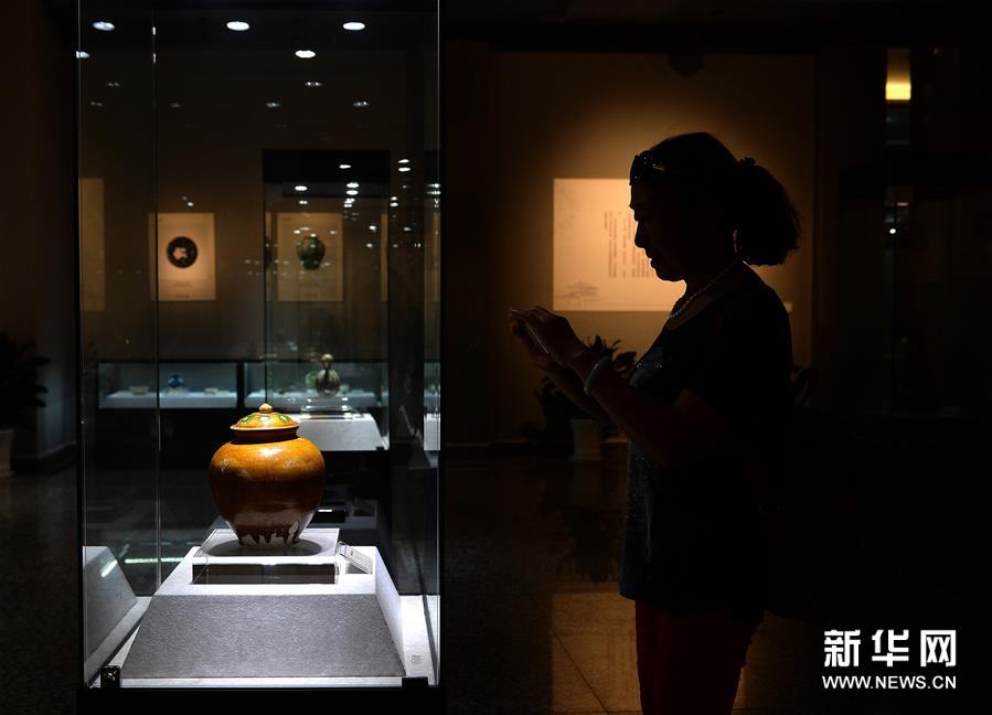 “瞻礼大唐 ——‘—带一路’背后的器用”文物展西安展出