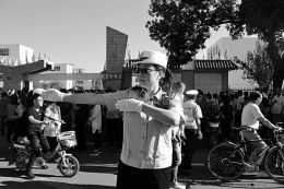 铁腕纠违 热情服务 女交警张晋兰20余年坚守一线