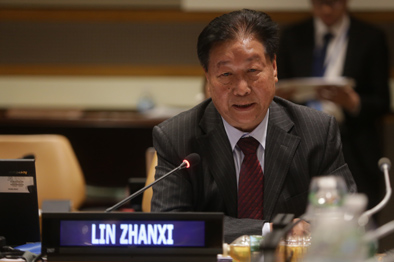 他用“一棵草”带给上百个国家农民脱贫梦