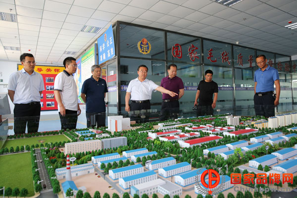 精准扶贫&ldquo;扶上马送一程&rdquo;