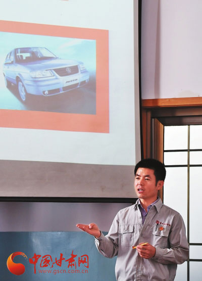 【中国梦·大国工匠篇】“汽车医生”孙怀君的坚守与执着