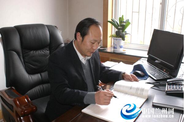 【中国梦&middot;大国工匠篇】令耀伟：煤海里一颗永不生锈的&ldquo;螺丝钉&rdquo;