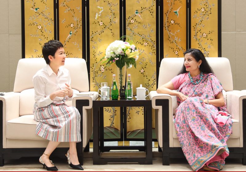 阿里巴巴戴珊对话联合国助理秘书长：