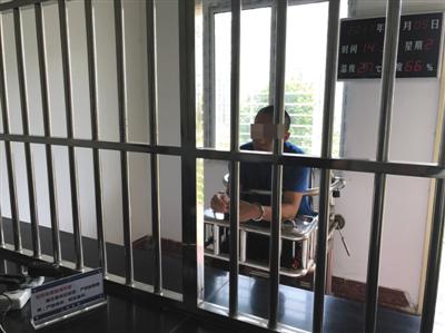 快递单背后的黑产链：每条信息2元 知名公司高管涉案