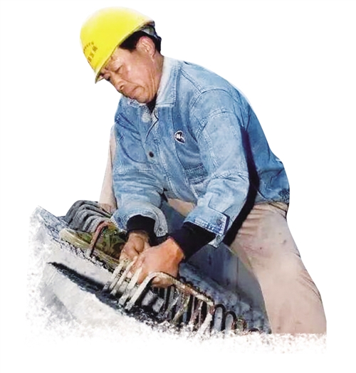 追忆河南农民何刚：19件文物全部交国家