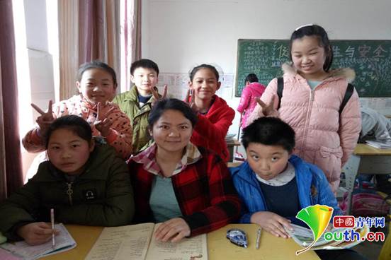 闵楠飞：左手撑起乡村教育的一片天