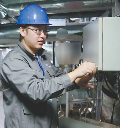 神秘主管郑子都：我为国产航母拧阀门