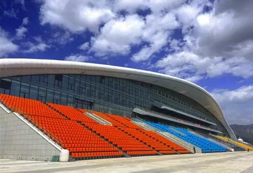 刘少华佳作 / 赞歌献给内蒙古