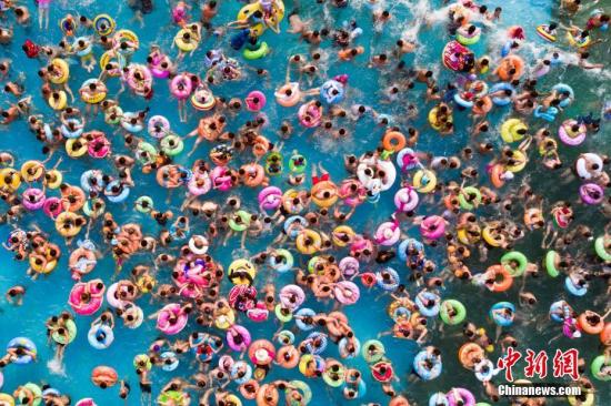 多地发布高温预警 防暑降温，你做对了吗?