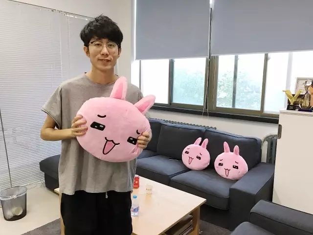 3万创业至估值11亿 他27岁成新三板最年轻CEO