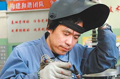 高凤林：稳准匀 巧焊&ldquo;火箭心&rdquo;