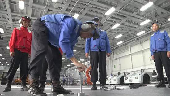 “大国工匠”翟国成:辽宁舰上一种工具以他的名字命名