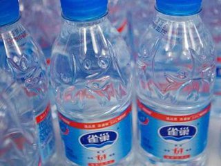 雀巢危机四十年依然"困惑" 矿泉水被诉欺诈
