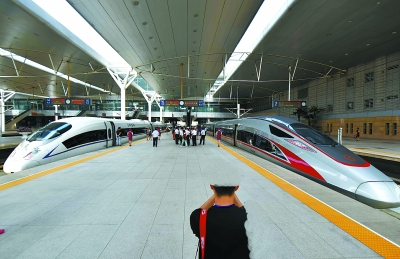 &ldquo;复兴号&rdquo;开跑京津城际 一等座二等座车票没涨价