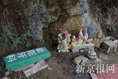 河北奶奶庙的“生意经”:每年收入千万 孔子耶稣都供