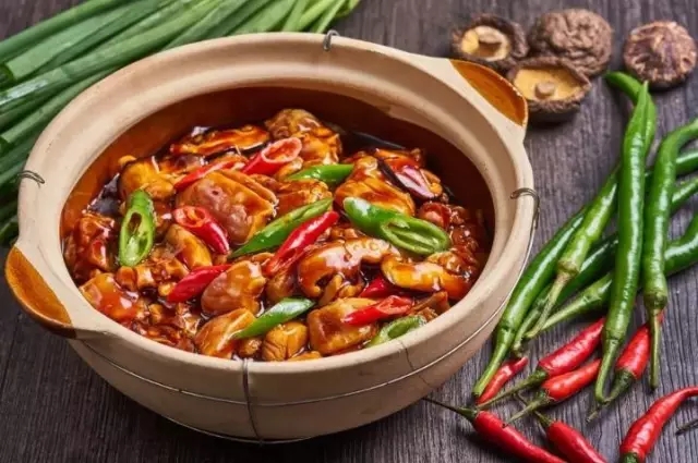 黄焖鸡米饭攻入美国市场！网友：全世界的吃货都要被中华美食征服了