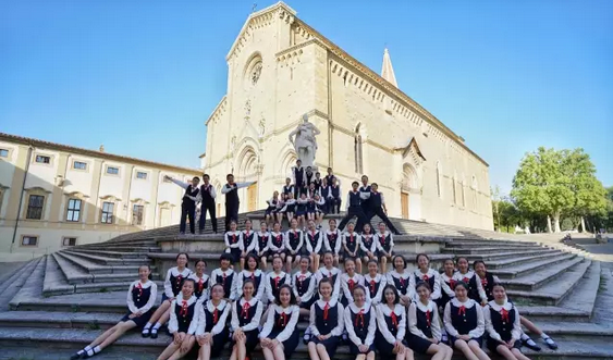 北京爱乐合唱团荣获第65届圭多·达莱佐国际合唱比赛大奖赛冠军