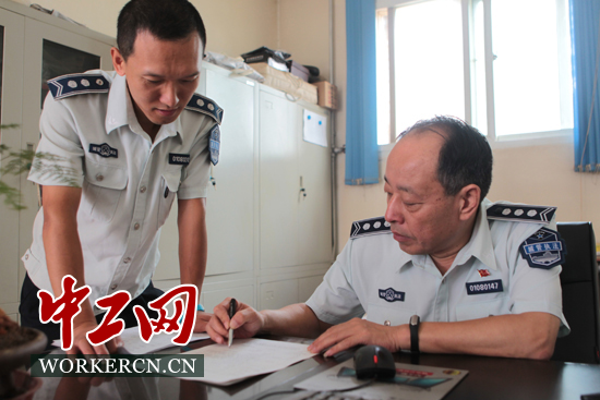 戎连奇：社区中的&ldquo;热心肠&rdquo; 工作上的&ldquo;硬汉子&rdquo;