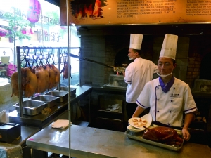 餐饮企业大多不愿&ldquo;明厨亮灶&rdquo; 有何难言之隐?