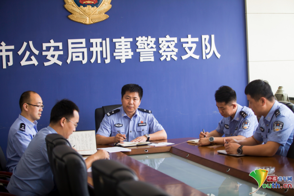 “打黑队长”王刚：盗抢重地实现零案发　邪不压正护正义