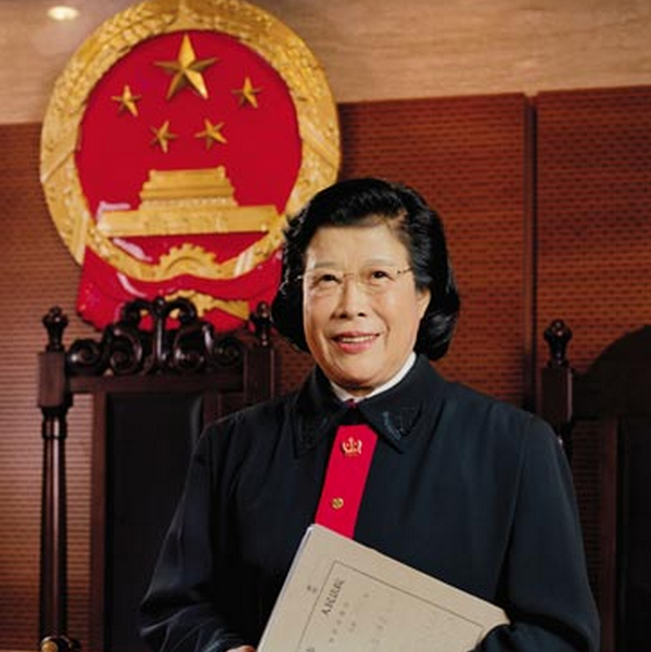 尚秀云：用爱挽救失足少年的&ldquo;法官妈妈&rdquo;