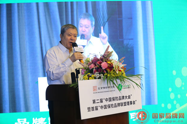 中国质量万里行促进会会长刘兆彬在第二届