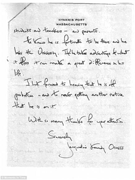 看肯尼迪夫人如何教子?杰奎琳写给布朗大学的信将拍卖