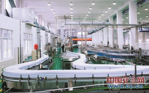 [推动中国]民族饮料巨擘娃哈哈：以国民营养为先 创新永无止境