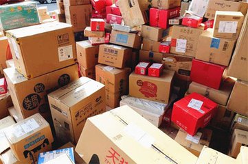 废纸皮回收价大涨 淘宝卖家紧急屯纸箱应对双11