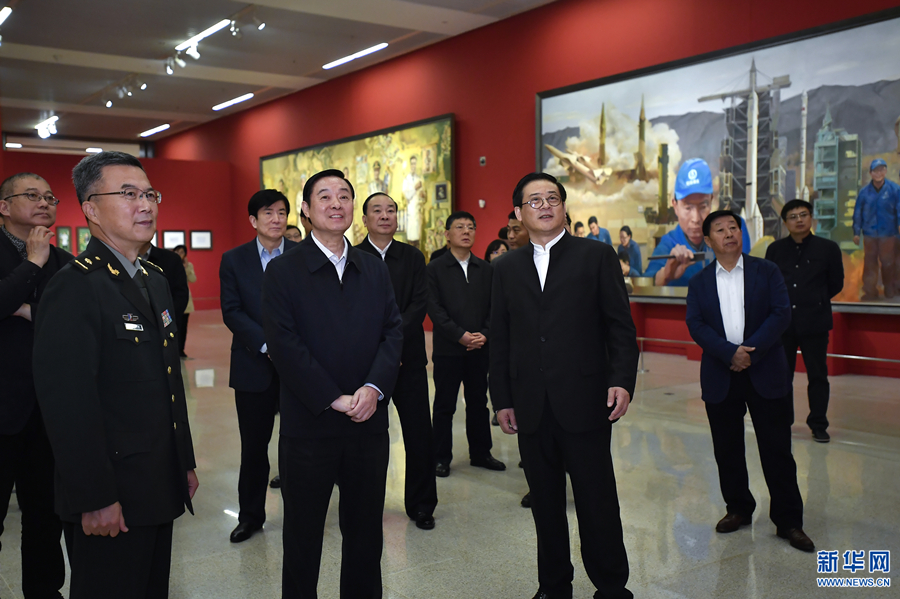 刘奇葆强调：刻画时代典型人物 描绘民族卓越风华