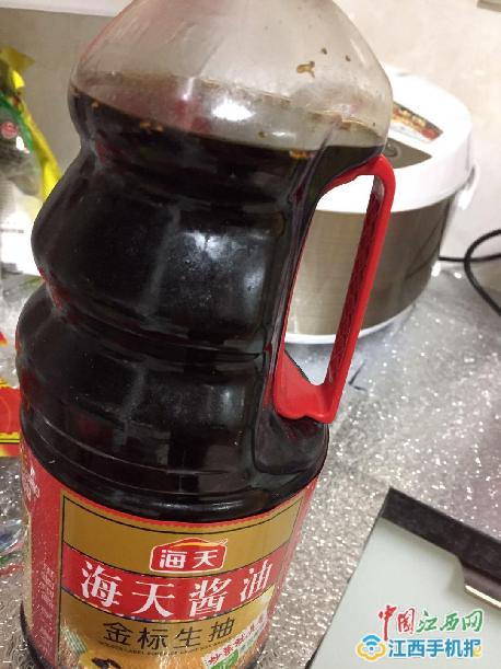 深陷信任危机的海天酱油又爆生蛆 知名律师或将提起公益诉讼